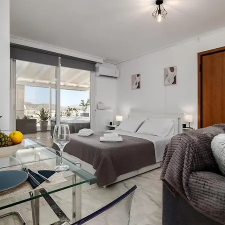 Penthouse With Jacuzzi In Varkiza * Vari (Attica)